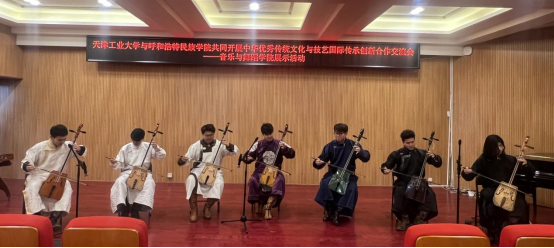 我院成功举办“天津工业大学与Beat365唯一官方网站共同开展中华优秀传统文化与技艺国际传承创新合作交流会”展示活动