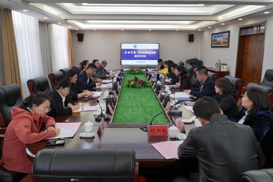 赤峰学院党委副书记李伟威一行来Beat365开展铸牢中华民族共同体意识专题调研